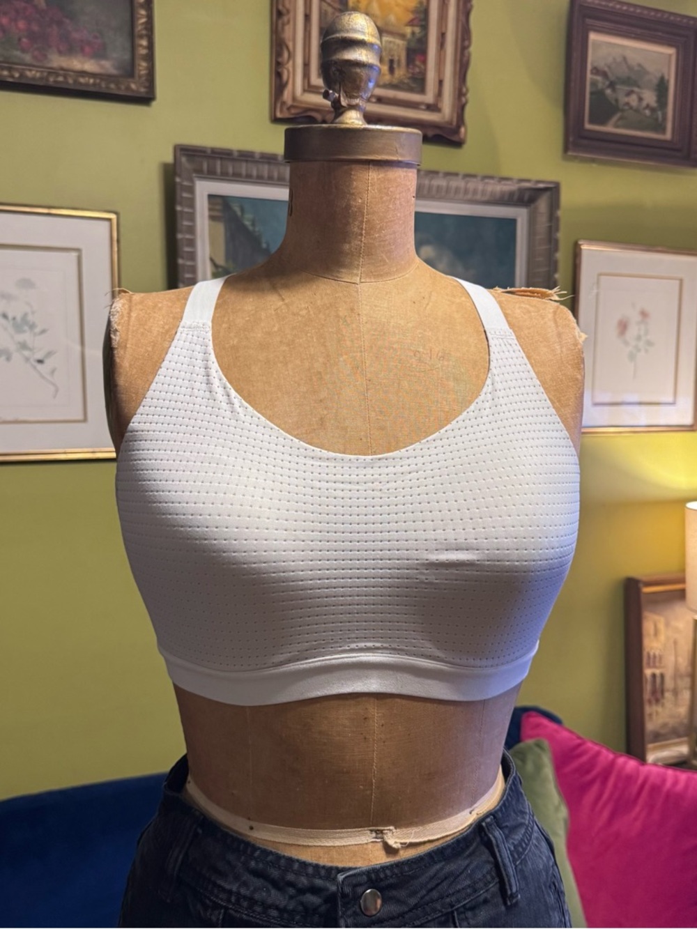 Victoria's Secret White Seamless Perforated Sports Bra